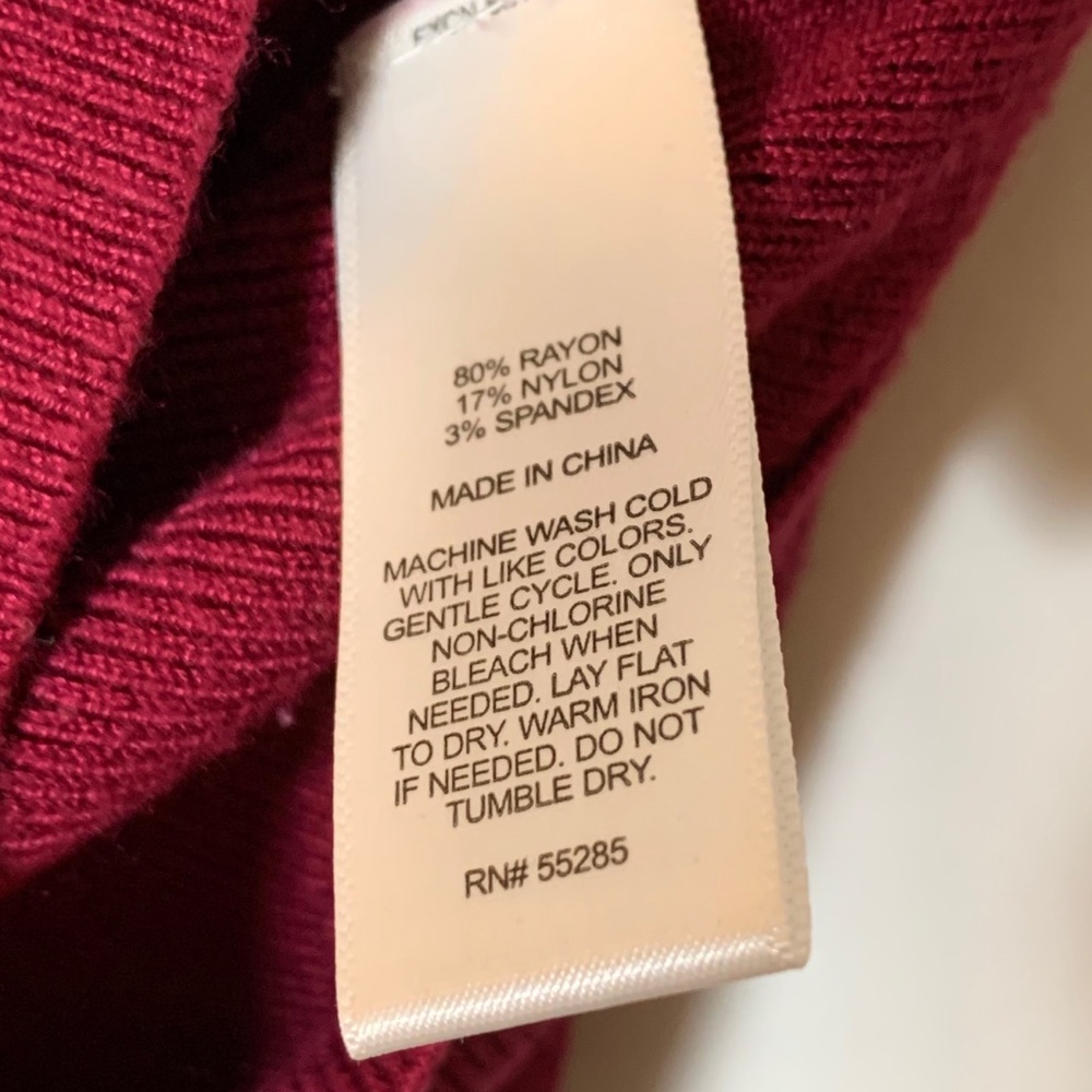 Express Sweater - Picture 4 of 4